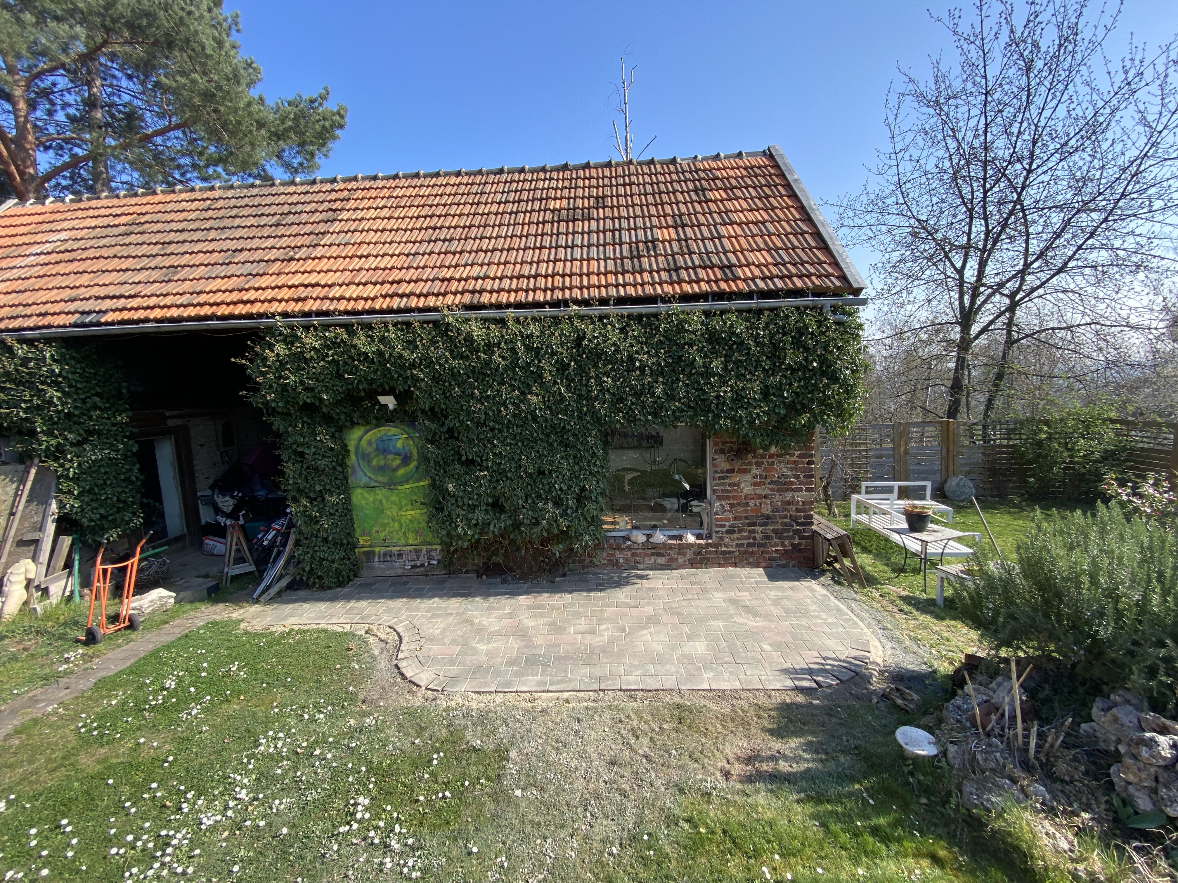 Fertige Pflasterarbeiten-Terrasse